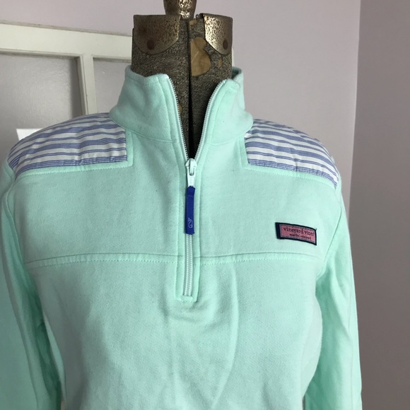 🐳Vineyard Vines resort stripe shep shirt!! - Picture 5 of 8